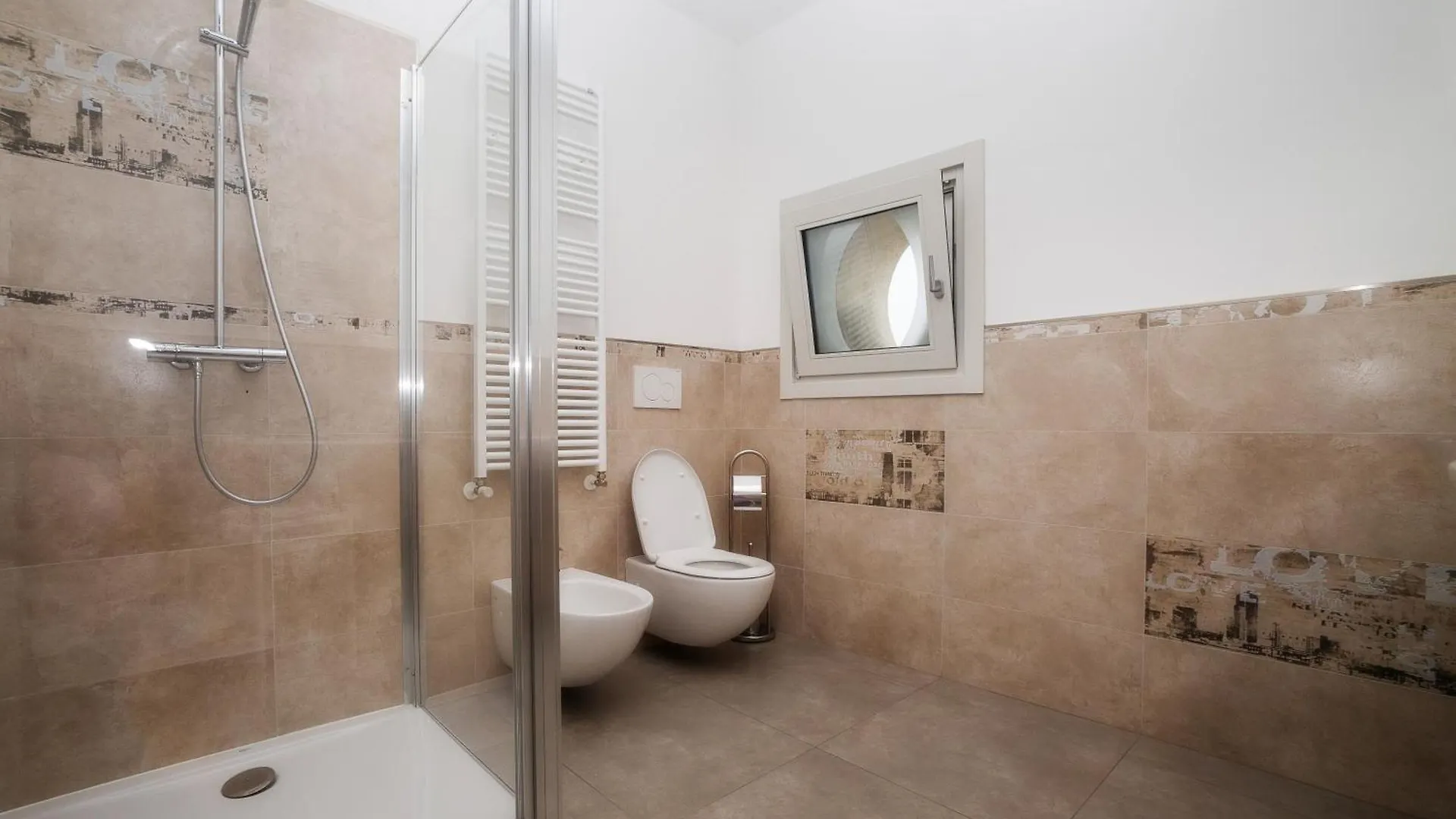 Residenza Il Gallo In Riva Al Lago Pisogne